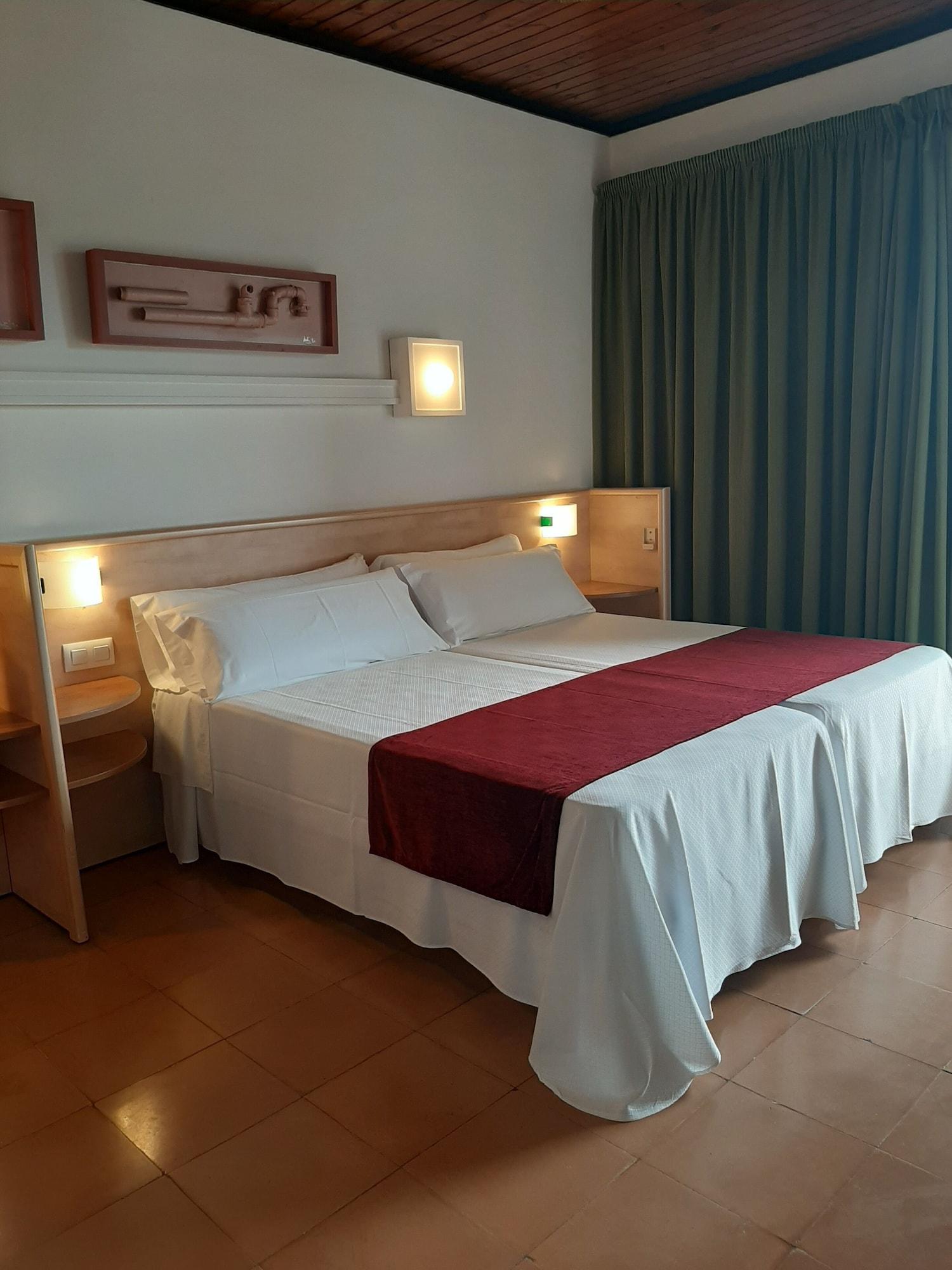 Hotel Xaine Park Lloret de Mar Exterior photo